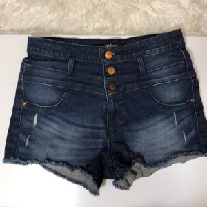 💚 EUC High Waisted Distressed Jean Shorts